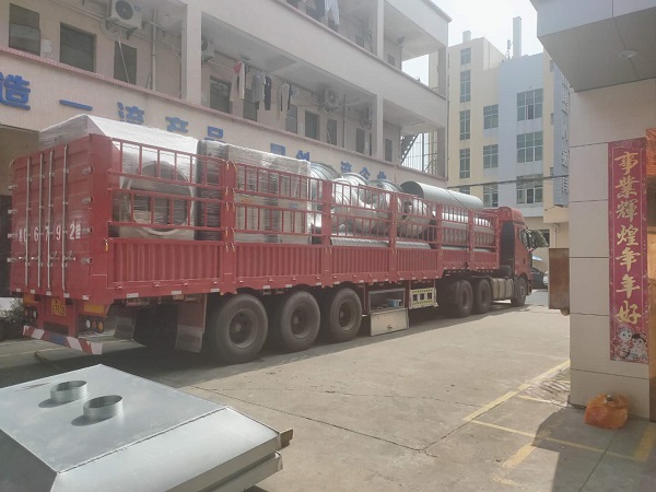 深圳丝印废气处理4万风量UV光解活性炭吸附箱发货