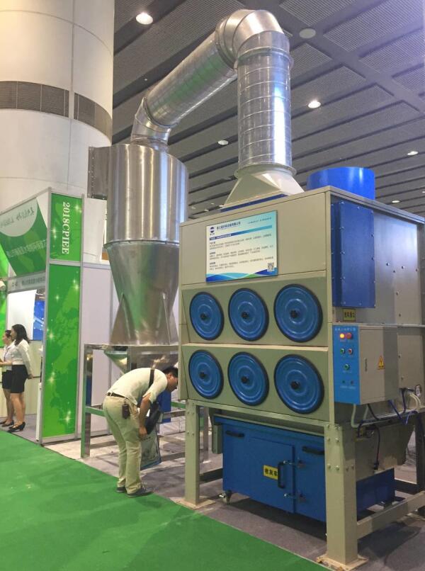 滤筒除尘器