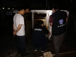 活性炭吸附箱内藏猫腻？罚！